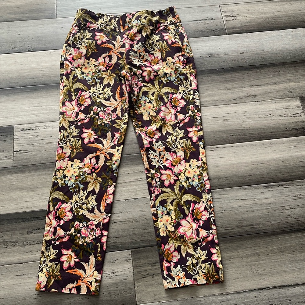 SOFT SURROUNDINGS Women’s Size S Stretch Pants Floral Pattern